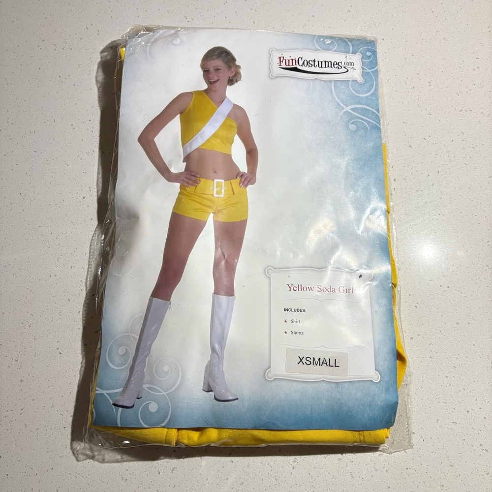 FunCostumes Yellow Soda Girl Costume xs retro